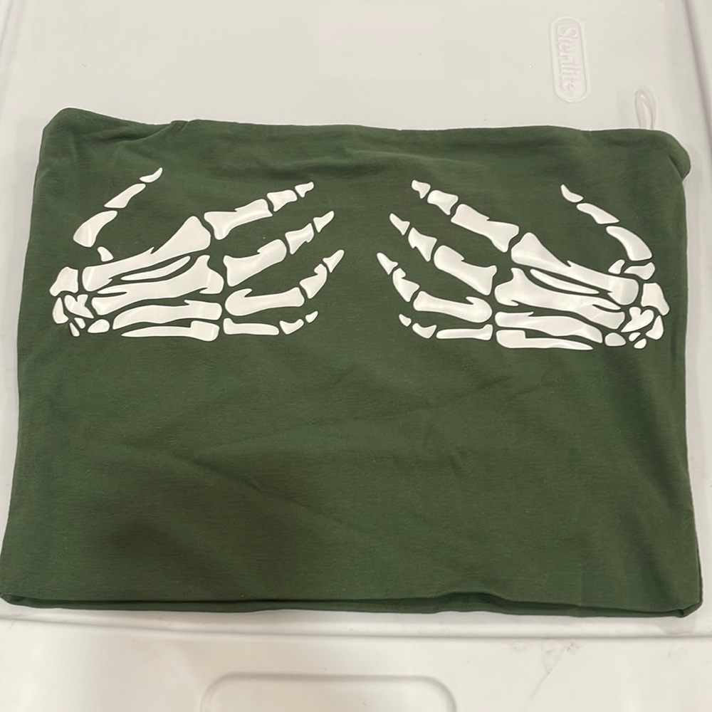 Green bandeau with skeleton hands